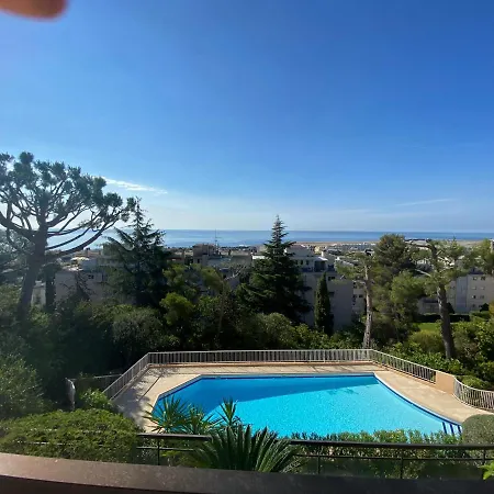 Sea View Pool Terrace Air Conditioning Quiet 아파트
